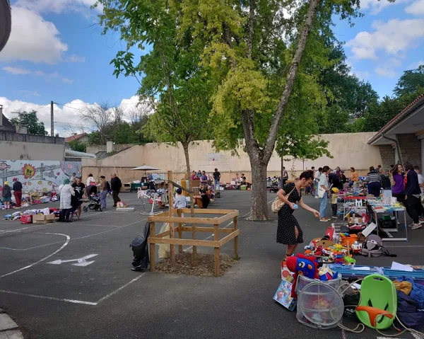 Vide-grenier Ecole du Crès
