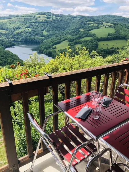 Auberge du Lac (groupe), Auberge du Lac