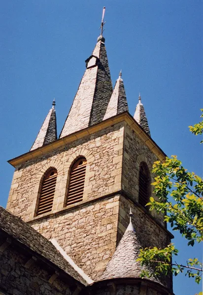 Aire de Pique-nique - St Amans de Varès, Office de Tourisme des Causses à l'Aubrac
