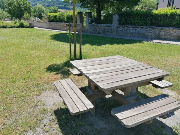 Aire de pique-nique de Maquefabes, Office de Tourisme des Causses à l'Aubrac