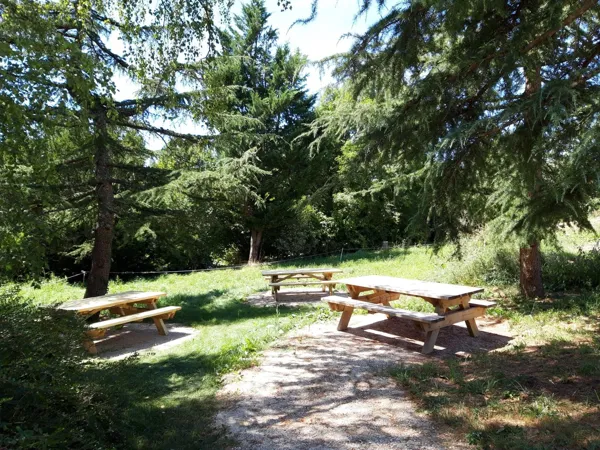 Aire de pique-nique de La Bastide l'Evêque, OFFICE DE TOURISME AVEYRON SEGALA