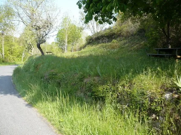 Aire de pique-nique, OFFICE DE TOURISME DE PARELOUP LEVEZOU