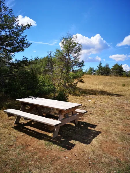 Aire de pique-nique de Roquesaltes, OFFICE DE TOURISME DE MILLAU