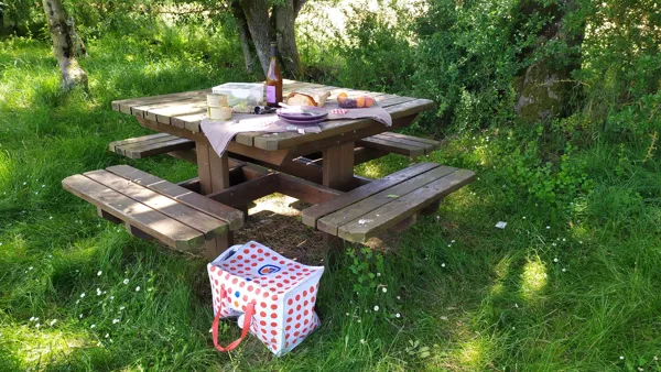 Aire de pique-nique de Massergues, OFFICE DE TOURISME LARZAC VALLEES