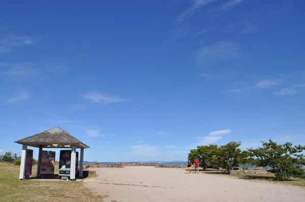 Aire de Vision de Montjaux, OFFICE TOURISME DU PAYS DE LA MUSE ET RASPES DU TARN