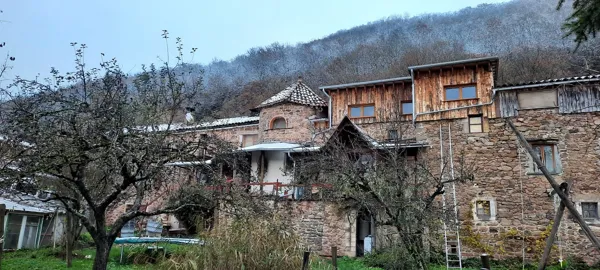 Ferme de Bouniols, OFFICE DE TOURISME DU PAYS DE ROQUEFORT ET DU ST-AFFRICAIN