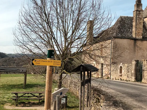 Aire de repos de Trédou, OT Terres d'Aveyron