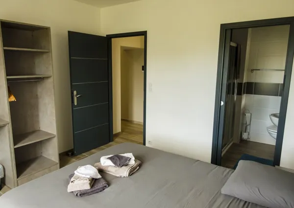 Grand gîte Vallée du Lot Aubrac - 12 personnes