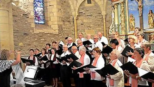 Concert de la chorale l'Echo des 100 vallées à Bertholène