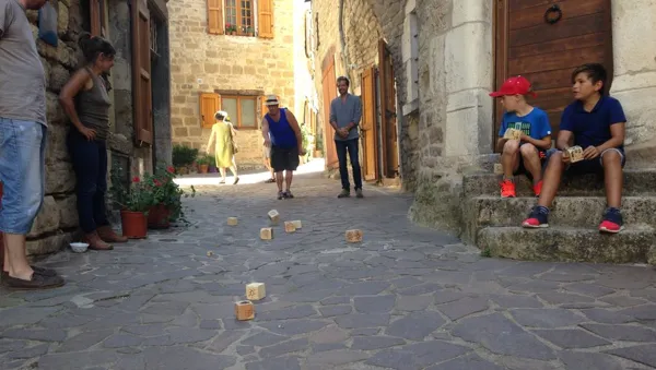 29e édition du concours de boules carrées - Café Moderne