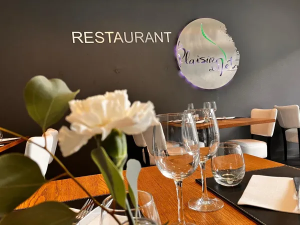 Restaurant du Plaisir des Mets  (groupes), Restaurant du Plaisir des Mets