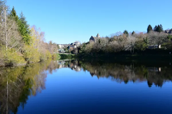 Plan d'eau de la Calquière à Rieupeyroux (lâchers de truites- payant), Fédération de pêche de l'Aveyron