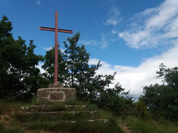 Trail N°28 : Lapeyre - Château de Montaigut, Office de Tourisme Pays du Roquefort