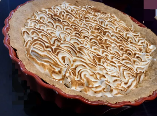 Exemple Dessert à la carte - Tarte à la rhubarbe meringuée