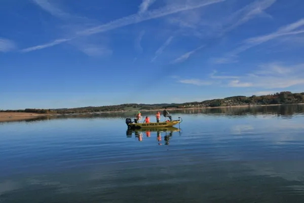 Lac de Pareloup, © Fédération de Pêche de l'Aveyron