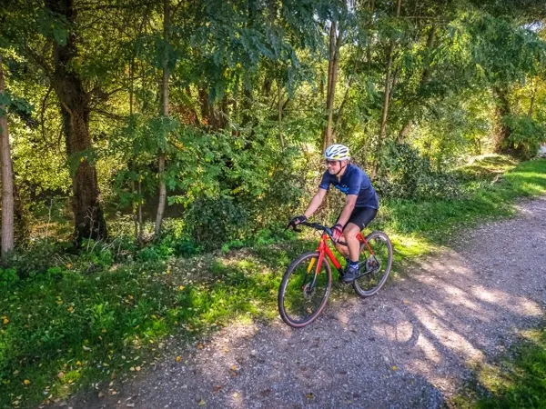 N°6 VTT - Les berges de la Sorgues, OFFICE DE TOURISME PAYS DU ROQUEFORT