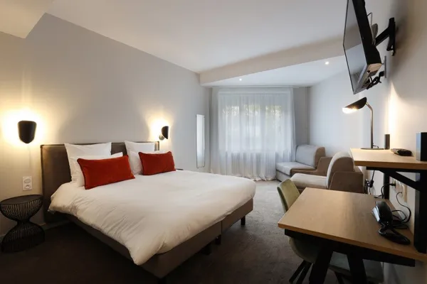 Hôtel La Capelle (groupes), Hotel de la Capelle