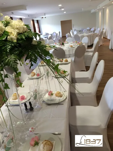 Résidence Le 1837 (groupes), Résidence Le 1837