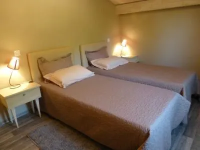 Les Gîtes du Hameau de Bouyssi, ROQUEFORT TOURISME