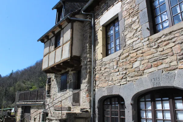 Visite commentée de St Chély d'Aubrac, Office de Tourisme en Aubrac