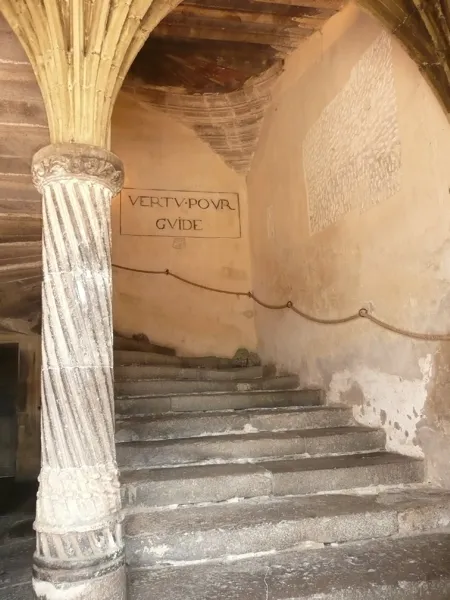 Le château de Messilhac, OFFICE DE TOURISME DU CANTON DE MUR DE BARREZ