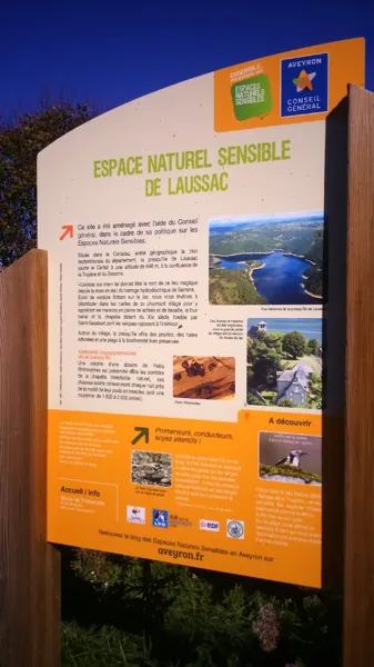 Randonnée : Le sentier de Jou, OFFICE DE TOURISME DU CANTON DE MUR DE BARREZ