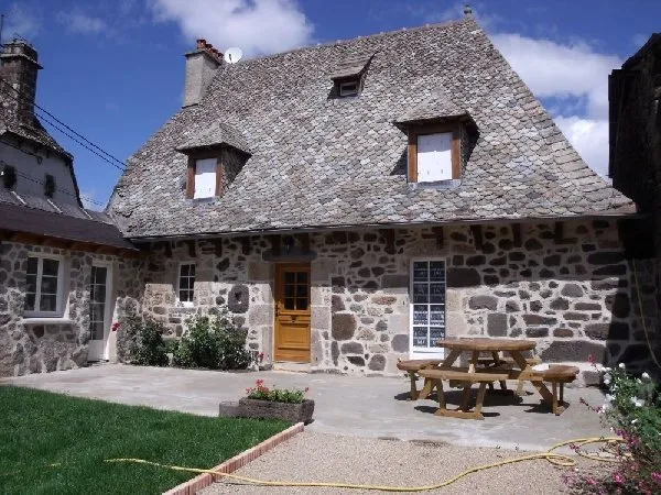 Mlle Nicole BAPTISTAT, OFFICE DE TOURISME DU CANTON DE MUR DE BARREZ