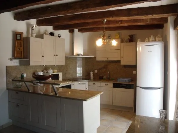 Mlle Nicole BAPTISTAT, OFFICE DE TOURISME DU CANTON DE MUR DE BARREZ