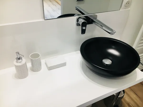 SDB Chambre 2, FermeLaMontagnette