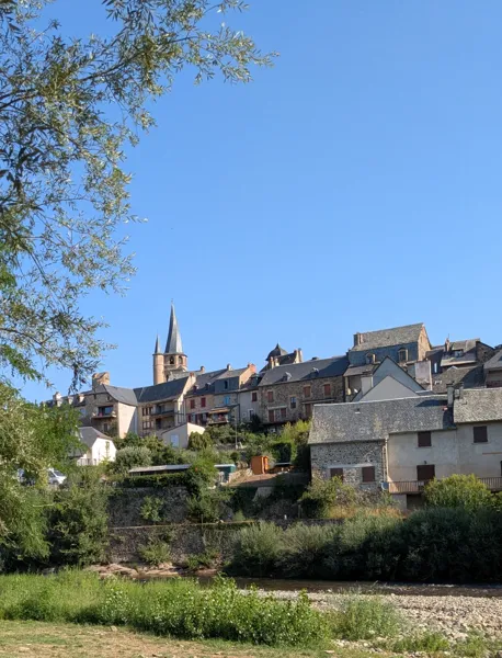Visite commentée de Saint-Côme d'Olt et conférence 