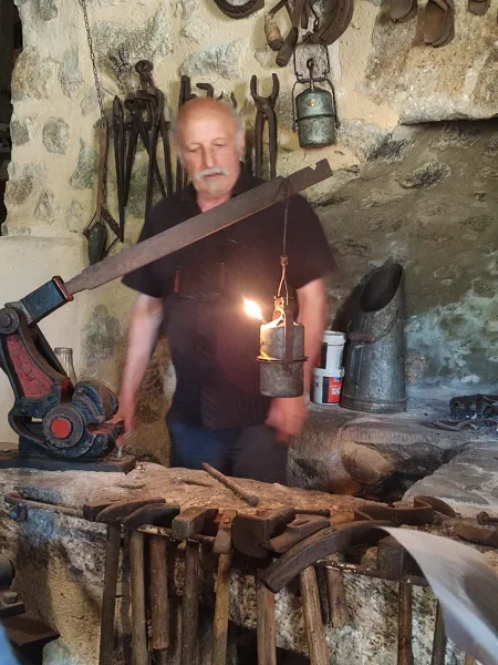 JEP 2025 - Les objets et outils d'autrefois à la Maison de la Bourette (Vabre-Tizac)