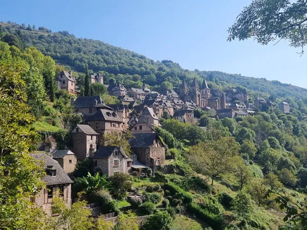 Vue depuis la chapelle St-Roch - Conques