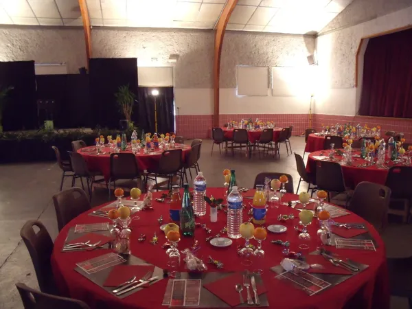 Salle des fêtes de Villefranche de Panat, OFFICE DE TOURISME DE PARELOUP LEVEZOU