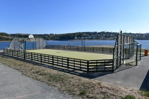 Salle de la plage à Villefranche de Panat, OFFICE DE TOURISME DE PARELOUP LEVEZOU