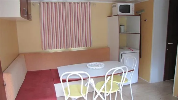 Camping- le Clos de Banes mobilhome 6 personnes (6.6)