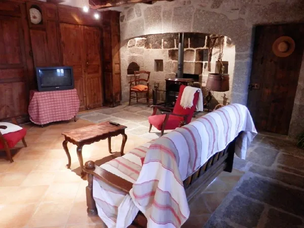 LUTRAND Martine, OFFICE DE TOURISME DE LAGUIOLE