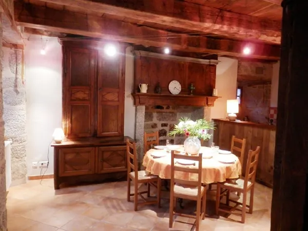 LUTRAND Martine, OFFICE DE TOURISME DE LAGUIOLE