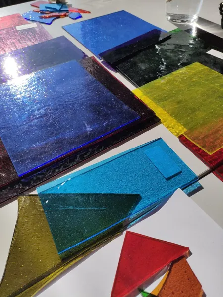 L' Atelier du Vitrail (groupes), Atelier du Vitrail