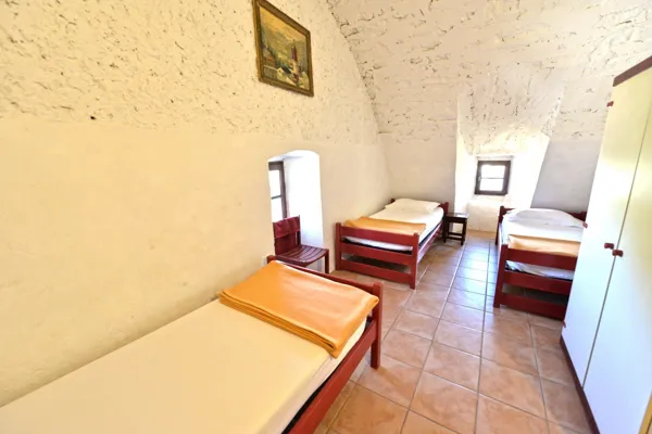 2 chambres de 3 personnes, Le Gîte