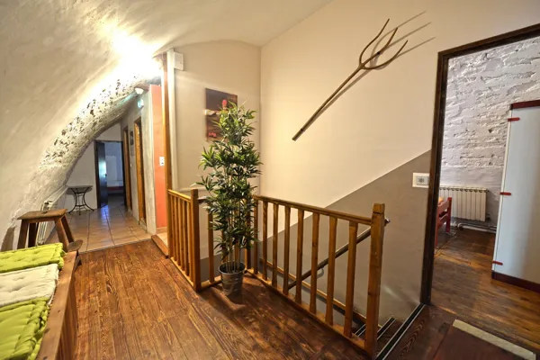 1er étage, Le Gîte