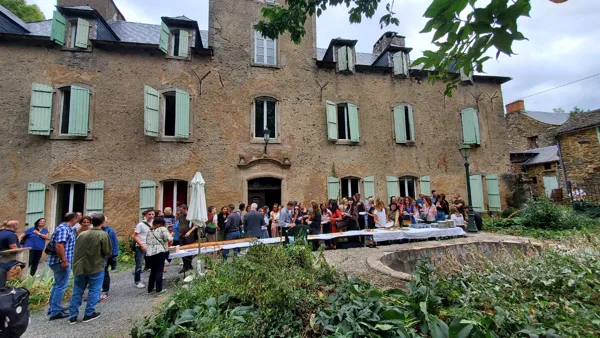 Gîte de Montfranc  accueil de groupe, OFFICE DE TOURISME DE PARELOUP LEVEZOU