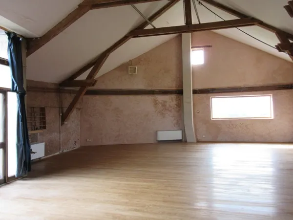 La salle de danse, Gîte de Faragous (groupes)