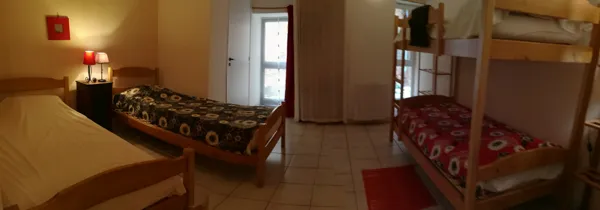 Chambre de 4 du Grand gite (avec salle de bain privative), 