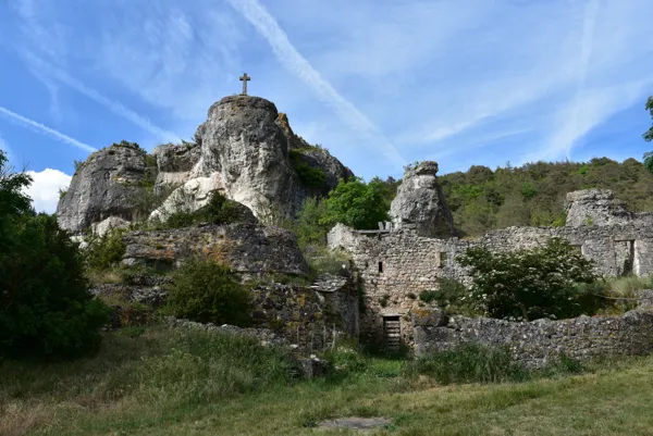 Le hameau troglodyte des 