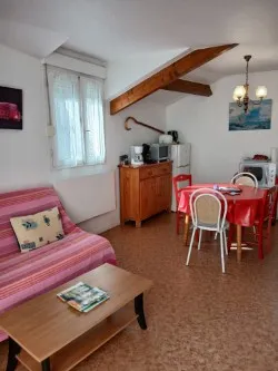 SEJOUR, Mme COURREGE