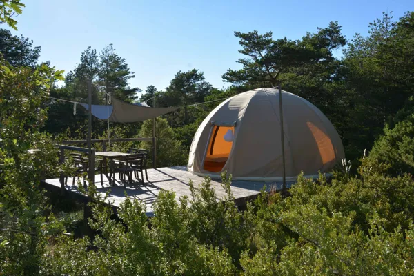 ECO-CAMPING DU LARZAC, Dôme, 