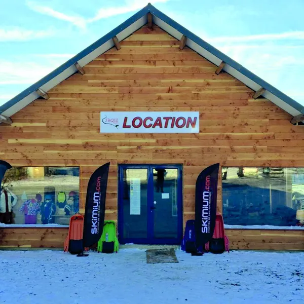 Skimium JBQ12 Querherno, Office de Tourisme en Aubrac