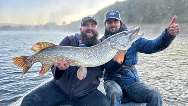 Romain GABRIEL guide de pêche Aveyron Pêche et Nature, Romain GABRIEL