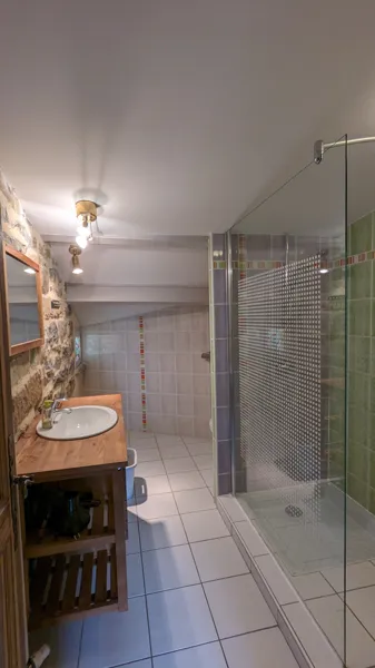 Salle d'eau attenante à la chambre 1, Mr MAURY Jean-Luc -Gite la Grange