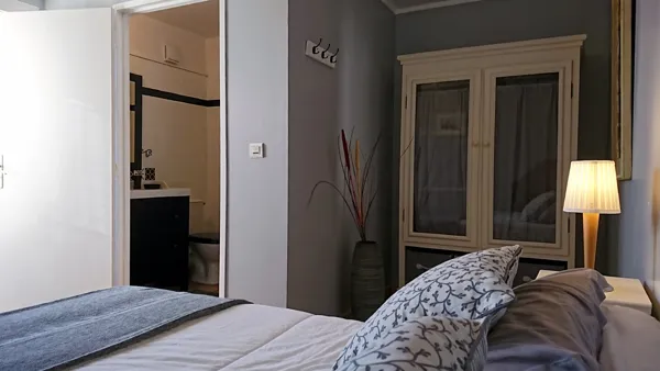 Chambre grise, Les Busserolles